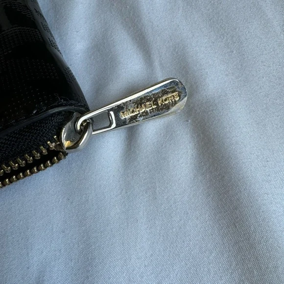 Michael Kors Wallet 🖤🖤 - Picture 4 of 7